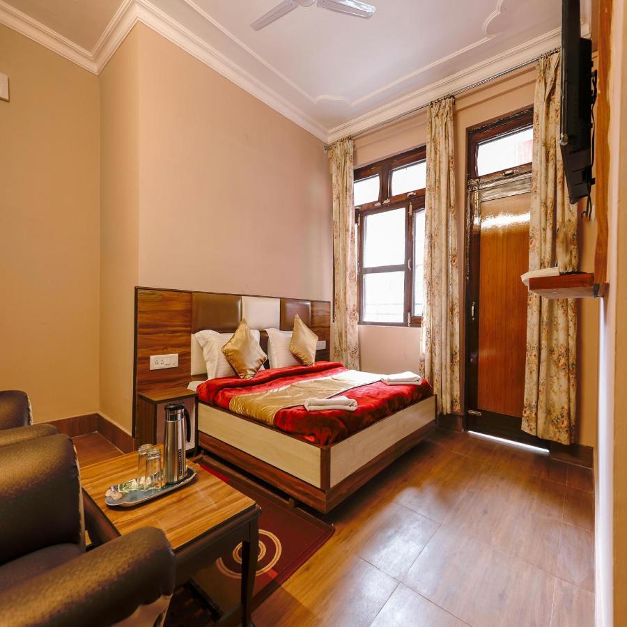 Hotel Varuni Mcleodganj Dharamshala Bagian luar foto